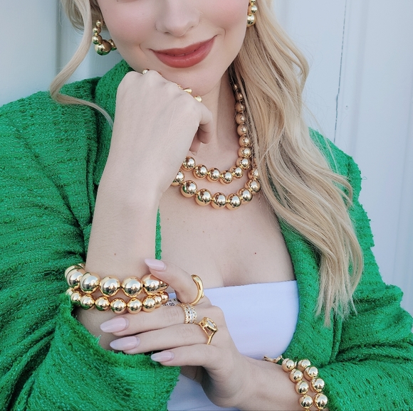 Jewelry - Trendy 18K gold beaded Necklace